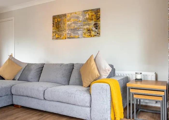 Guestready - Suburban Retreat In