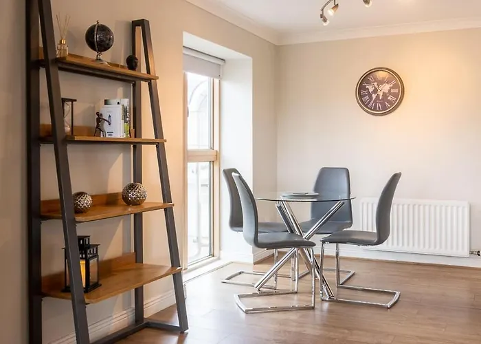 Guestready - Suburban Retreat In