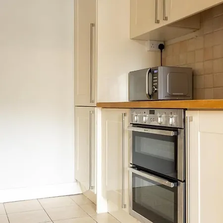 Apartamento Guestready - Suburban Retreat In